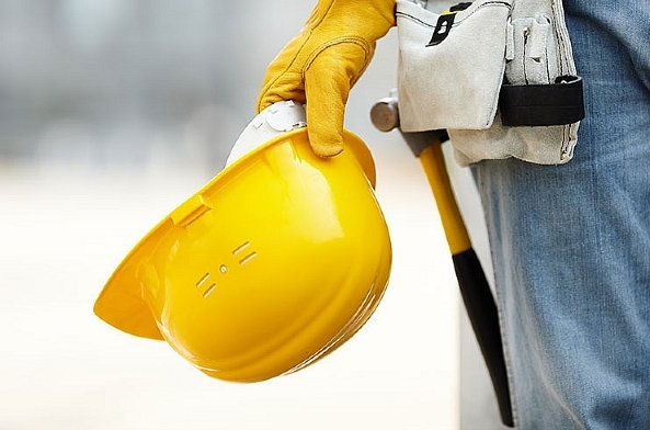 Incidente Sul Lavoro Cade Dall Impalcatura Grave Operaio Telerama News