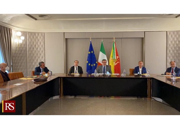 Assessore Cordaro e i 5 sindaci dei siti individuati