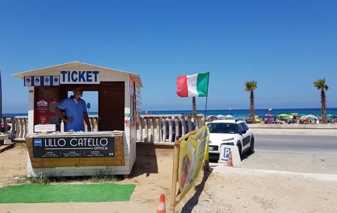 posteggio_lungomare-dante-alighieri-firme-referendum