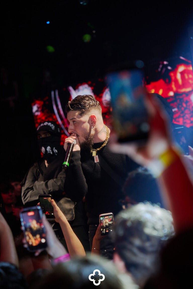086gs