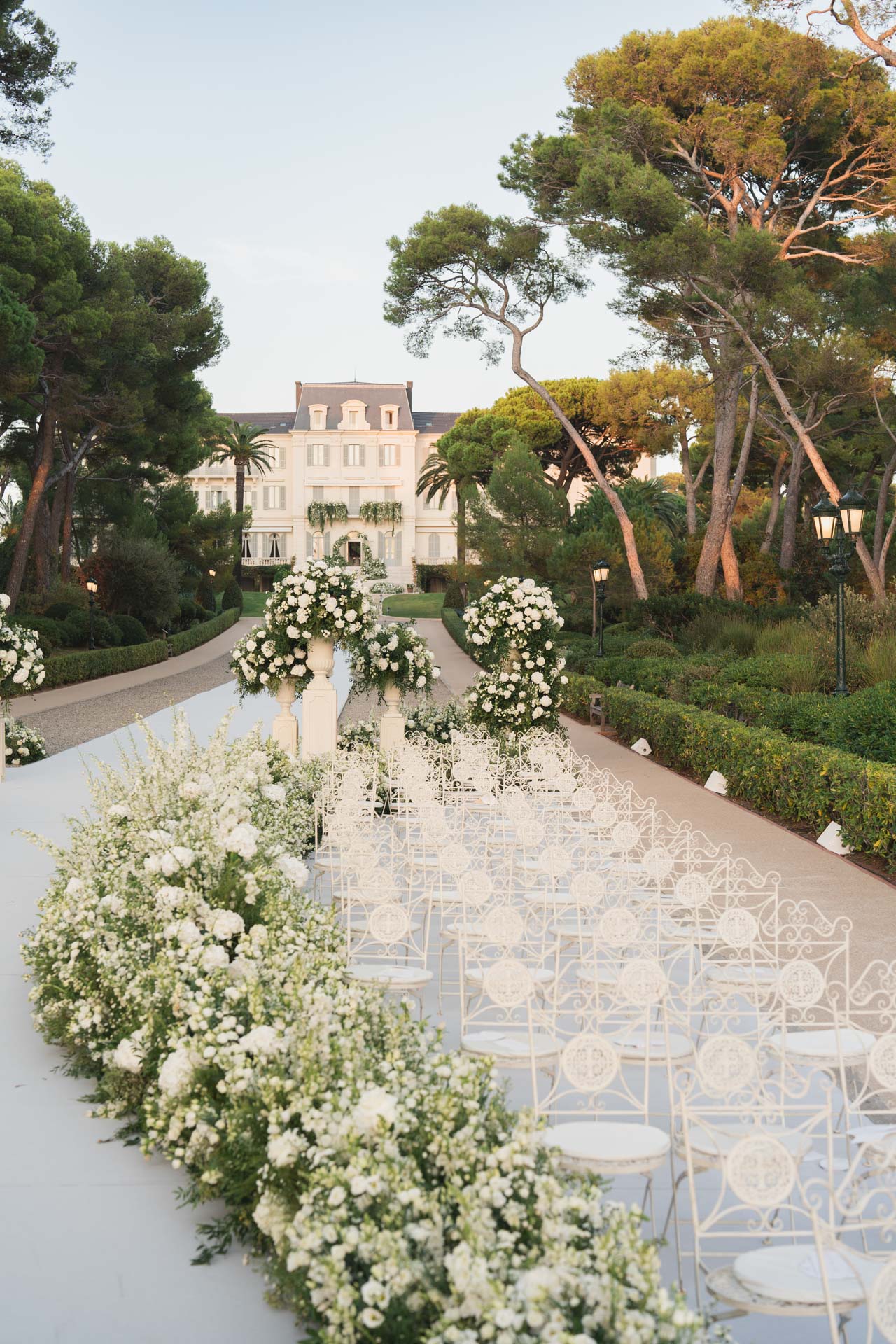 Rachel and Erez: A “Return to the Age of Elegance” on the French Riviera :: 39