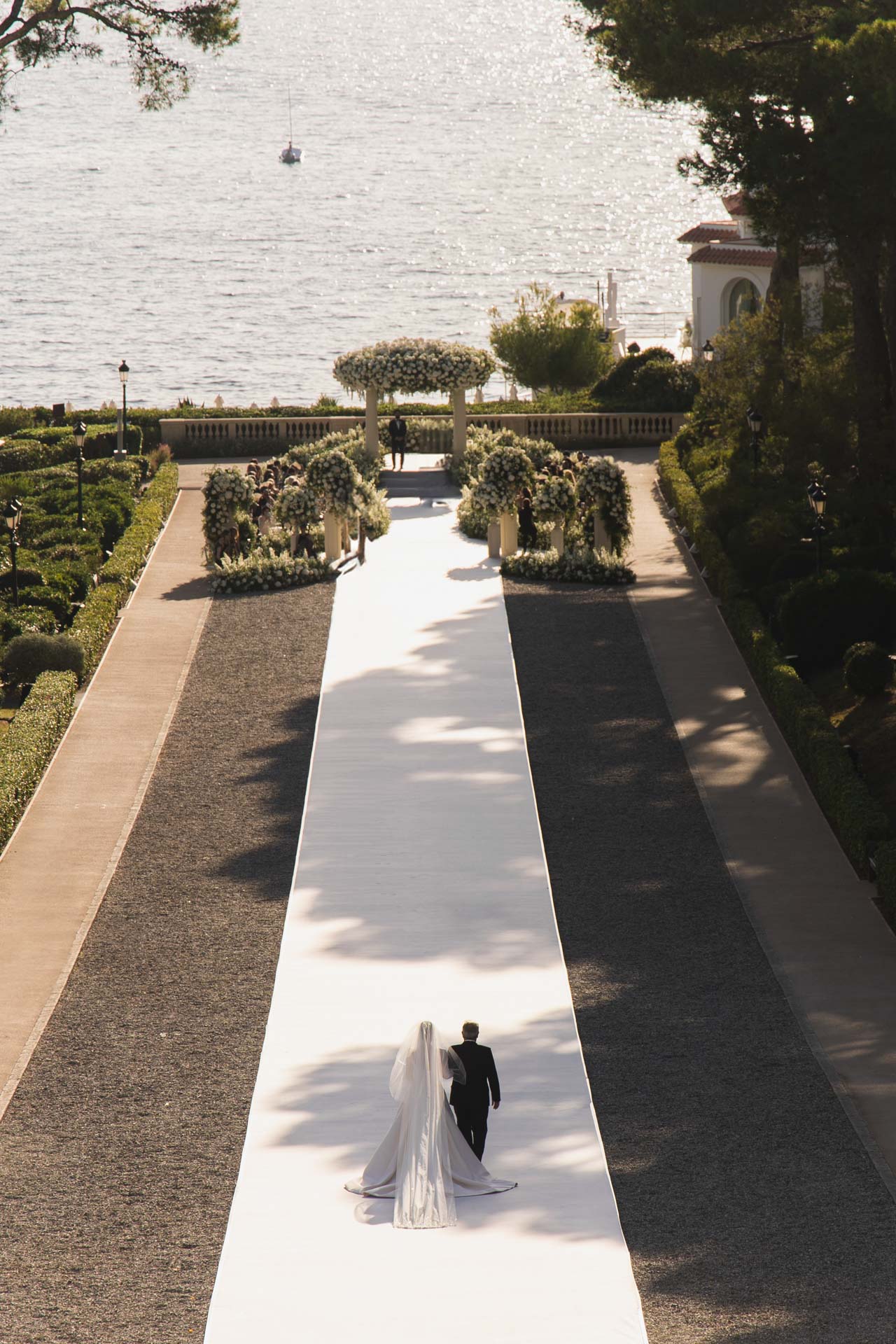 Rachel and Erez: A “Return to the Age of Elegance” on the French Riviera :: 44