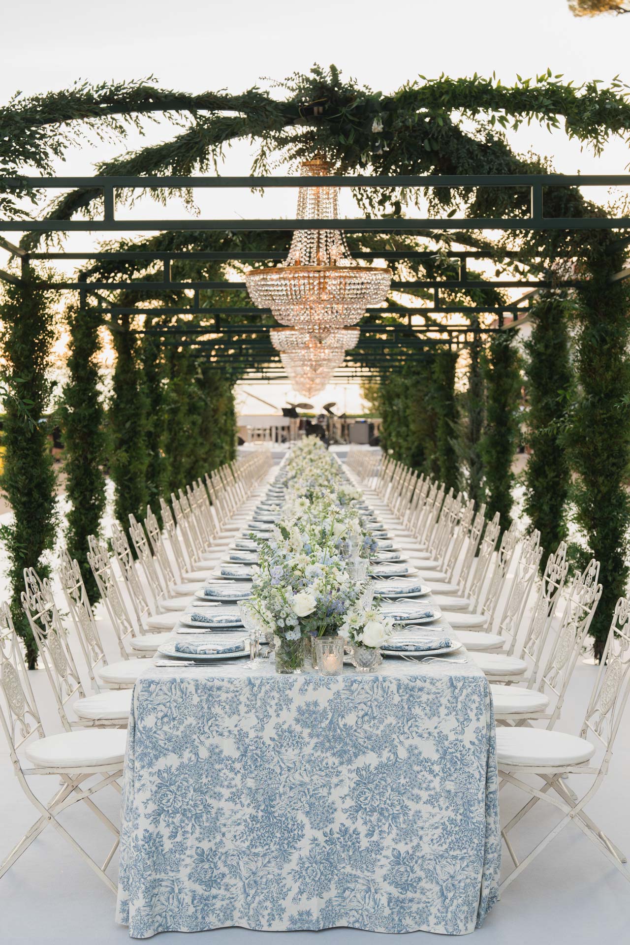 Rachel and Erez: A “Return to the Age of Elegance” on the French Riviera :: 109
