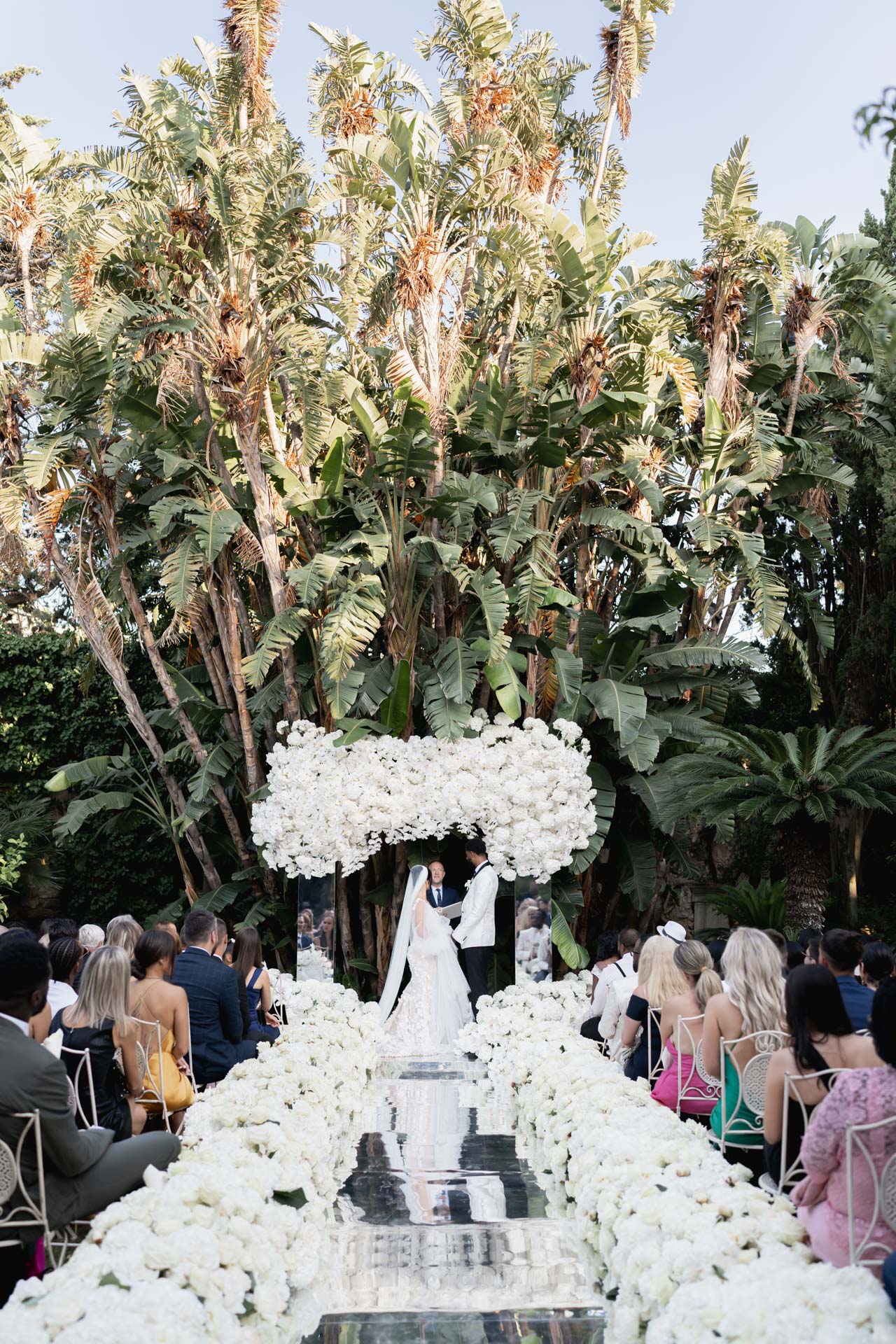 Say ‘I Do’ to the Perfect Day at Villa Astor :: 25