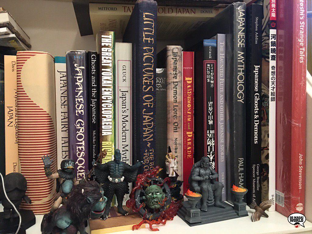 Guillermo del Toro: la collezione di manga e libri.