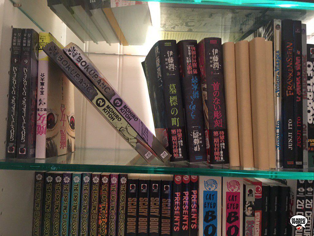 Guillermo del Toro: la collezione di manga e libri.