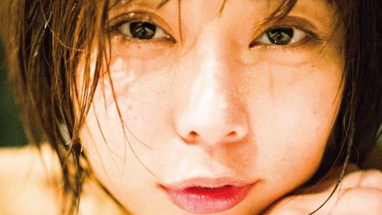 Il designer giapponese di anime e videogiochi Katsuya Terada ha sposato la ex idol Tama Himeno