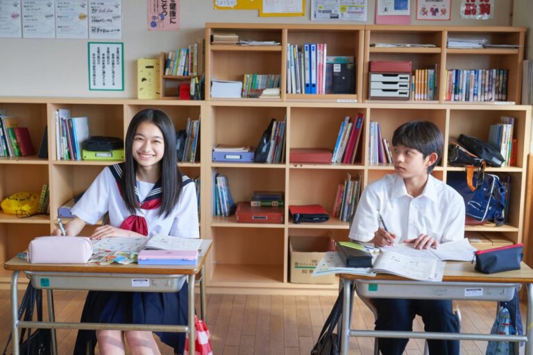 Netflix trasmetterà i primi 2 episodi della serie live action Teasing Master Takagi-san il 26 marzo