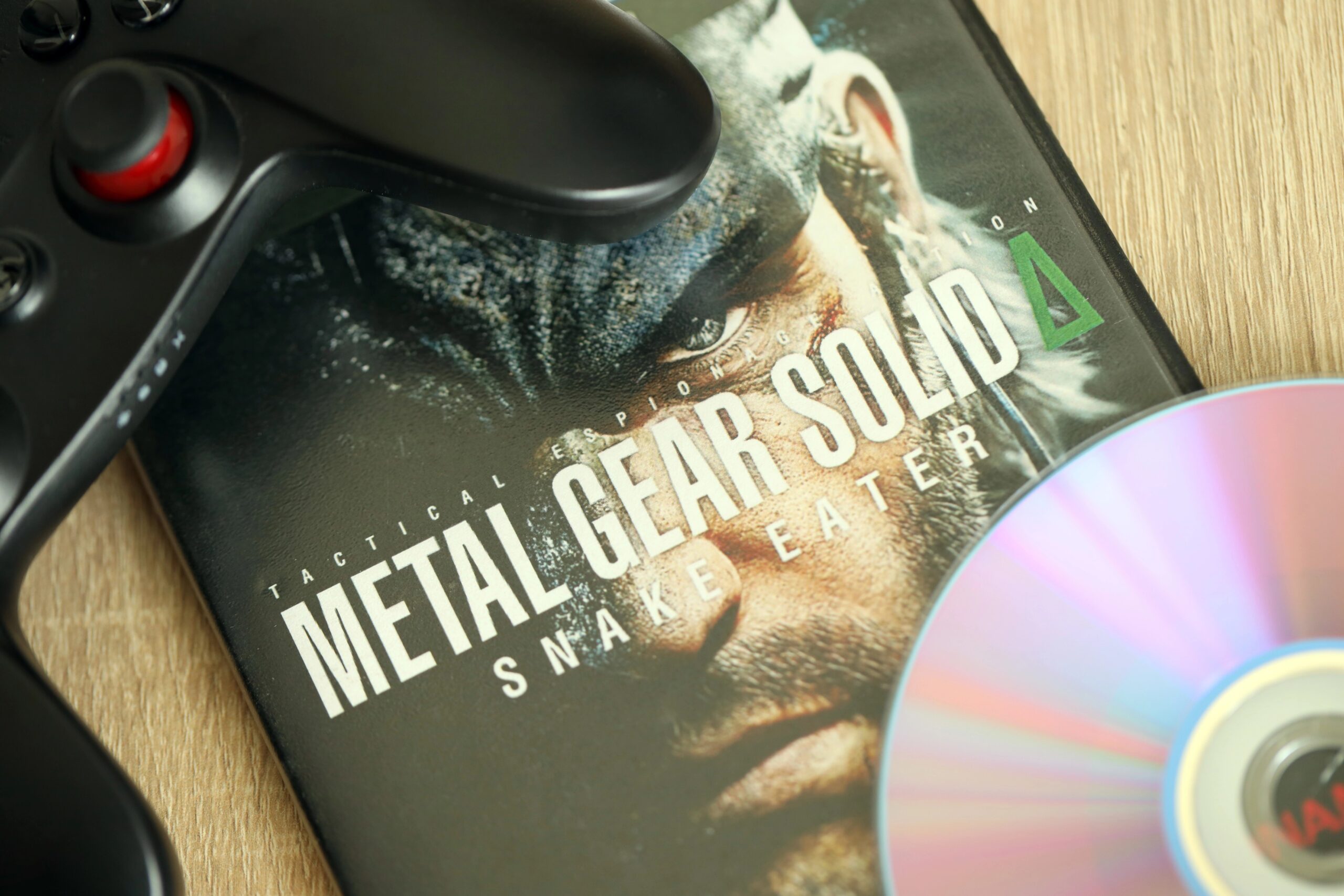 Hideo Kojima vede nella fine dei dischi PlayStation il primo passo verso un rischio più grande