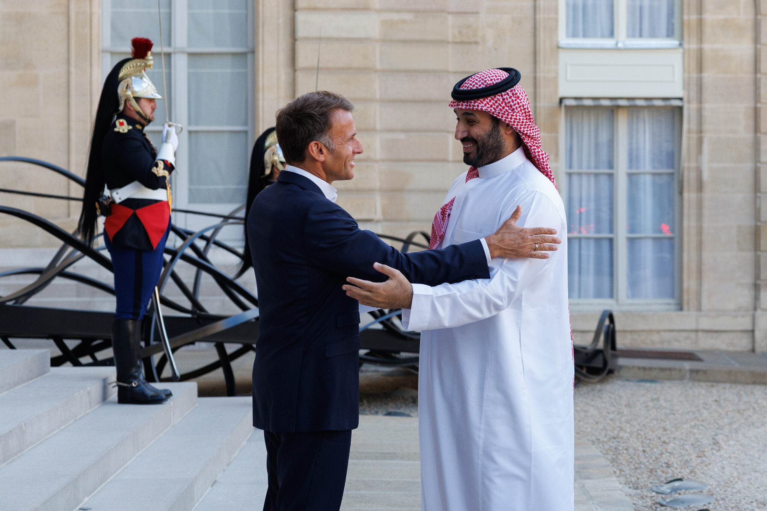 Il presidente francese annuncia un parco a tema manga vicino a Parigi