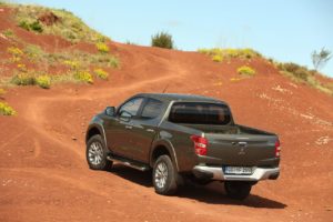 nuovo-mitsubishi-l200-2015_22