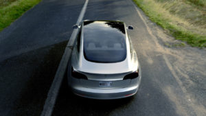 Tesla Model 3 (3)