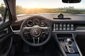 Porsche-Panamera_4_E-Hybrid-2017-1280-07