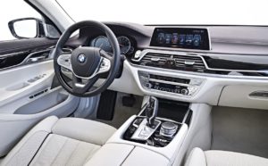 Bmw M760Li xDrive (16)