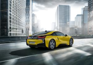 Bmw i8, arrivano le serie speciali Protonic Frozen Black e Yellow Edition  (8)