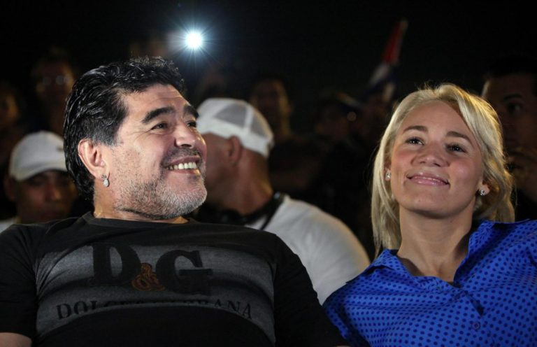 Cuba, Diego Armando Maradona al concerto di Silvio Rodriguez