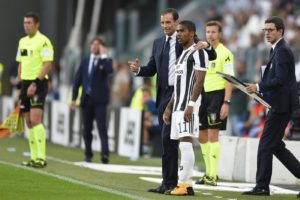 Allegri e Douglas Costa