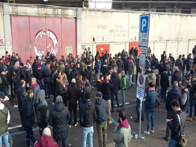 Tifosi Vicenza - Ph Twitter Corriere della Sera