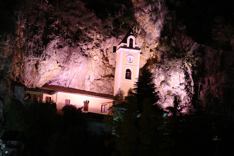 il Santuario Madonna della Grotta a Praia a Mare