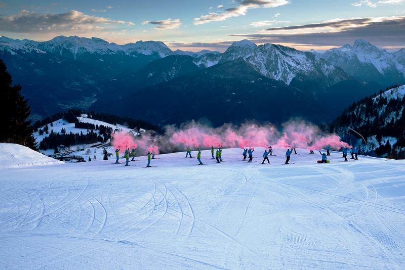 una speciale Fiaccolata Rosa sul Monte Zoncolan