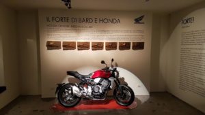 Honda CB1000R