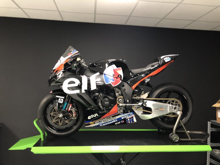 Kawasaki Puccetti Racing - ELF