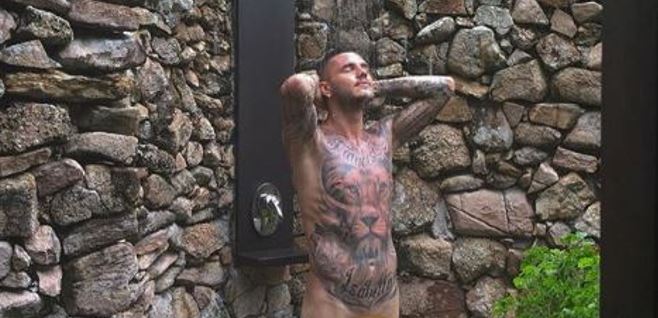 mauro icardi nudo