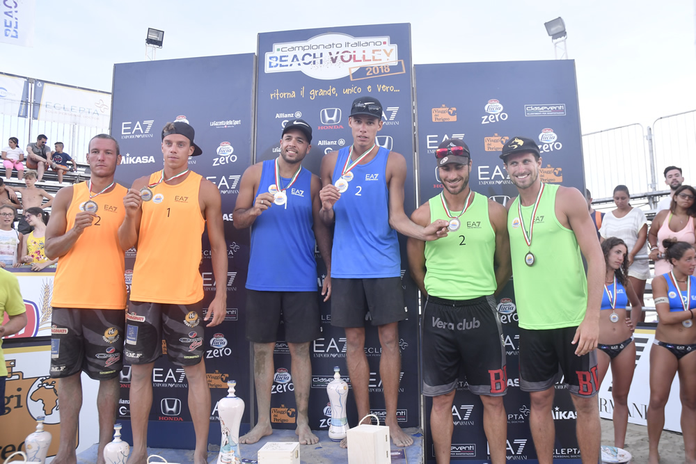 Podio maschile beach volley casal velino