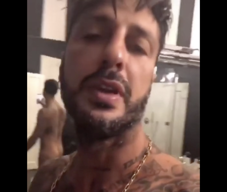 fabrizio corona nudo