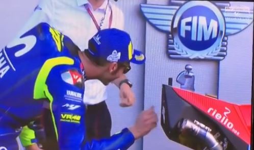 valentino rossi moto dovizioso