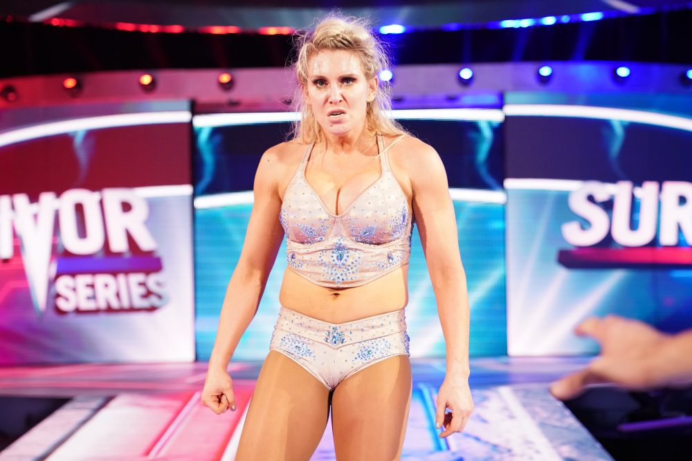 Charlotte Flair vs Ronda Rousey (12)