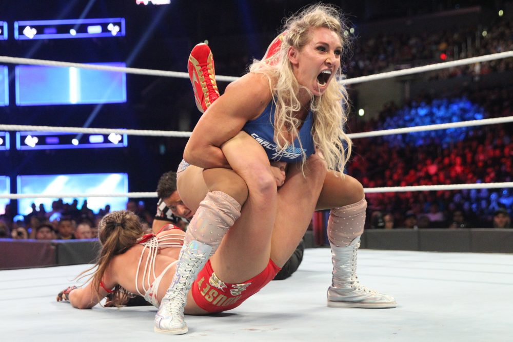 Charlotte Flair vs Ronda Rousey (12)