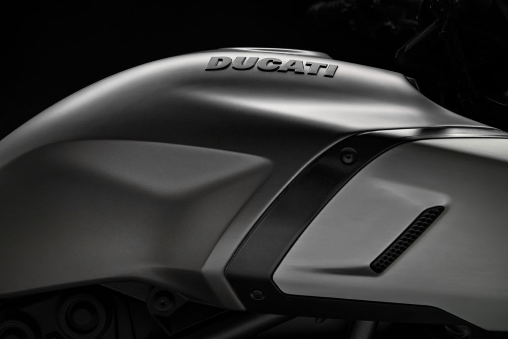 DUCATI DIAVEL 1260