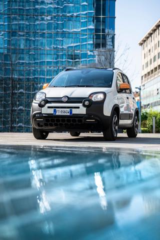 Fiat Panda Connected by Wind