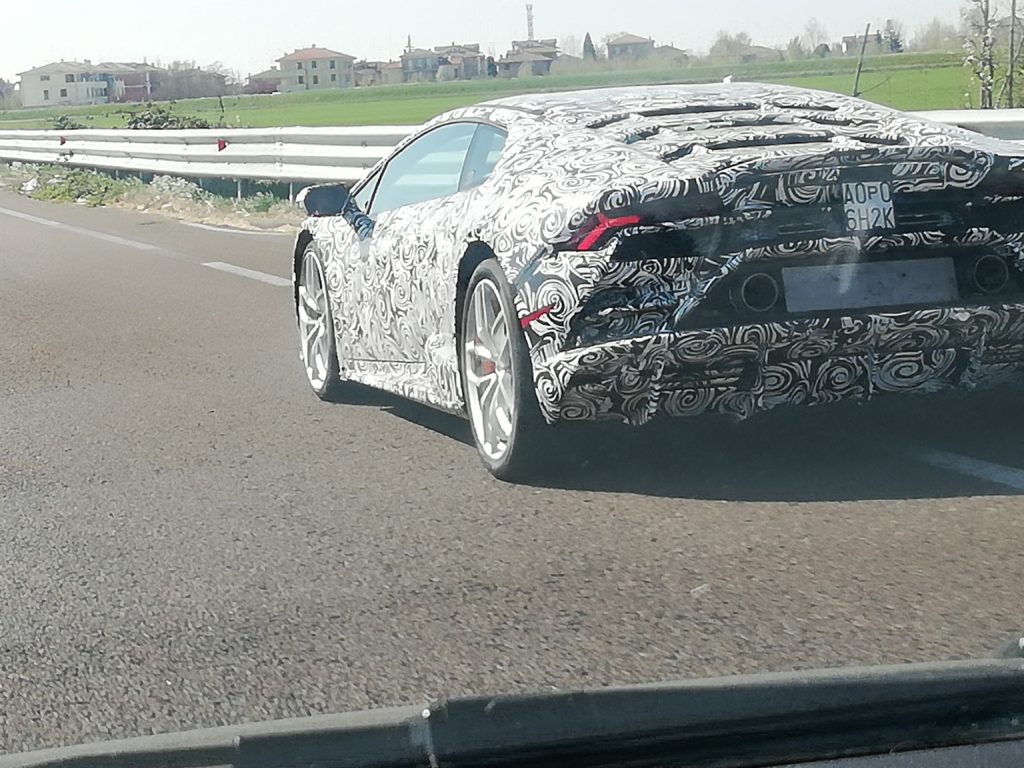 lamborghini huracan evo ibrida