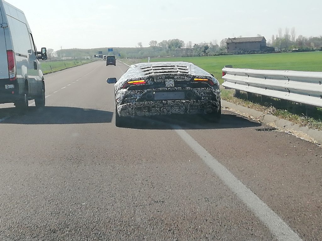 lamborghini huracan evo ibrida