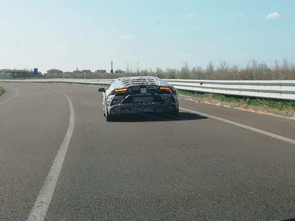 lamborghini huracan evo ibrida