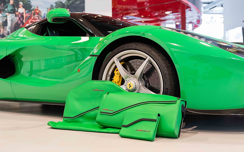 Laferrari-Green