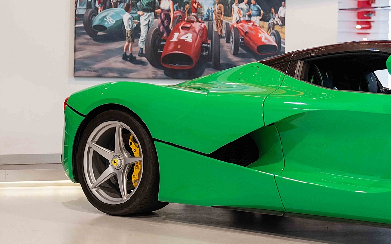 Laferrari-Green