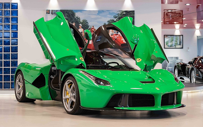 Laferrari-Green