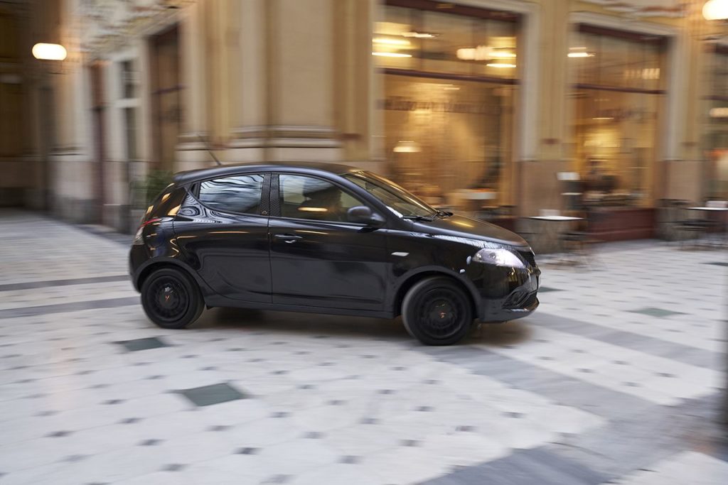 Lancia_Ypsilon_01