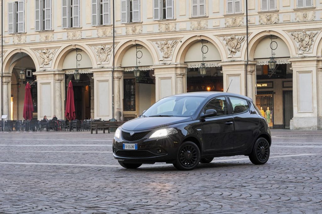 Lancia_Ypsilon_01