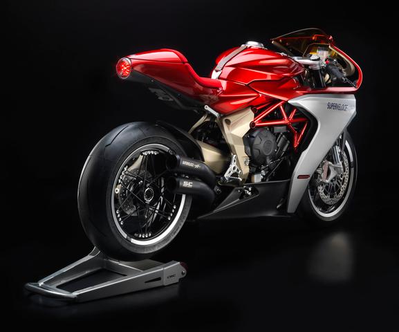 MV agusta superveloce 800