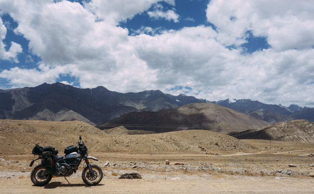 Scrambler Desert Sled_Henry Crew ducati