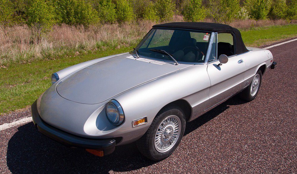 alfa romeo spider 1976