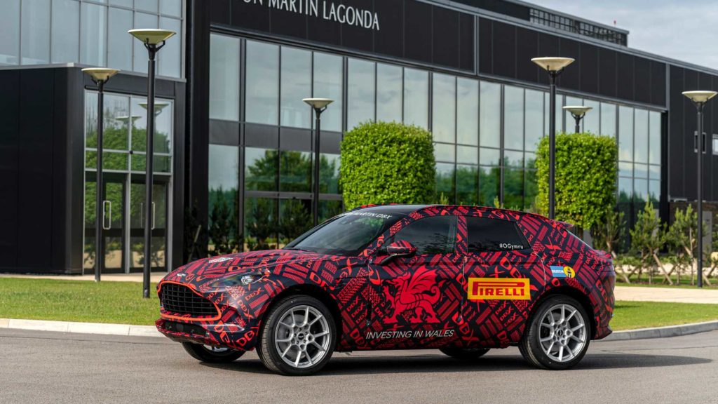 aston martin dbx