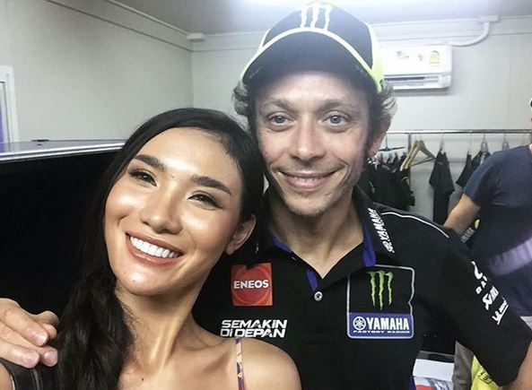 GRID GIRL VALENTINO ROSSI THAILANDIA