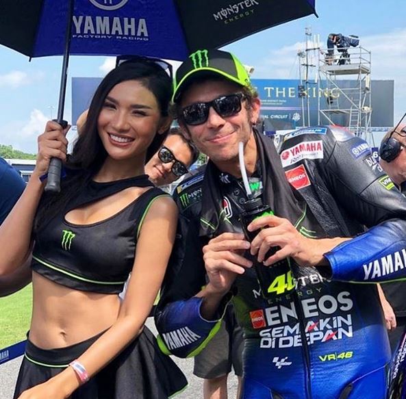 GRID GIRL VALENTINO ROSSI THAILANDIA