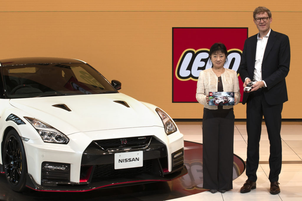 nissan lego