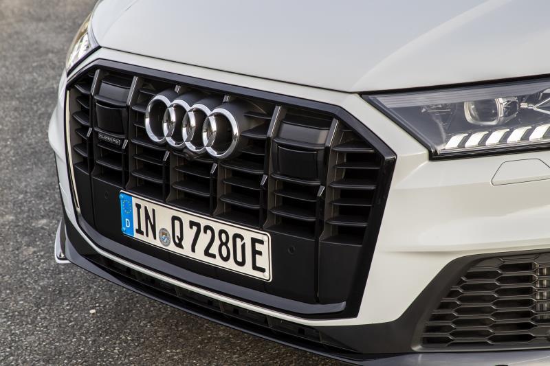 Nuova Audi Q7 TSFI e quattro